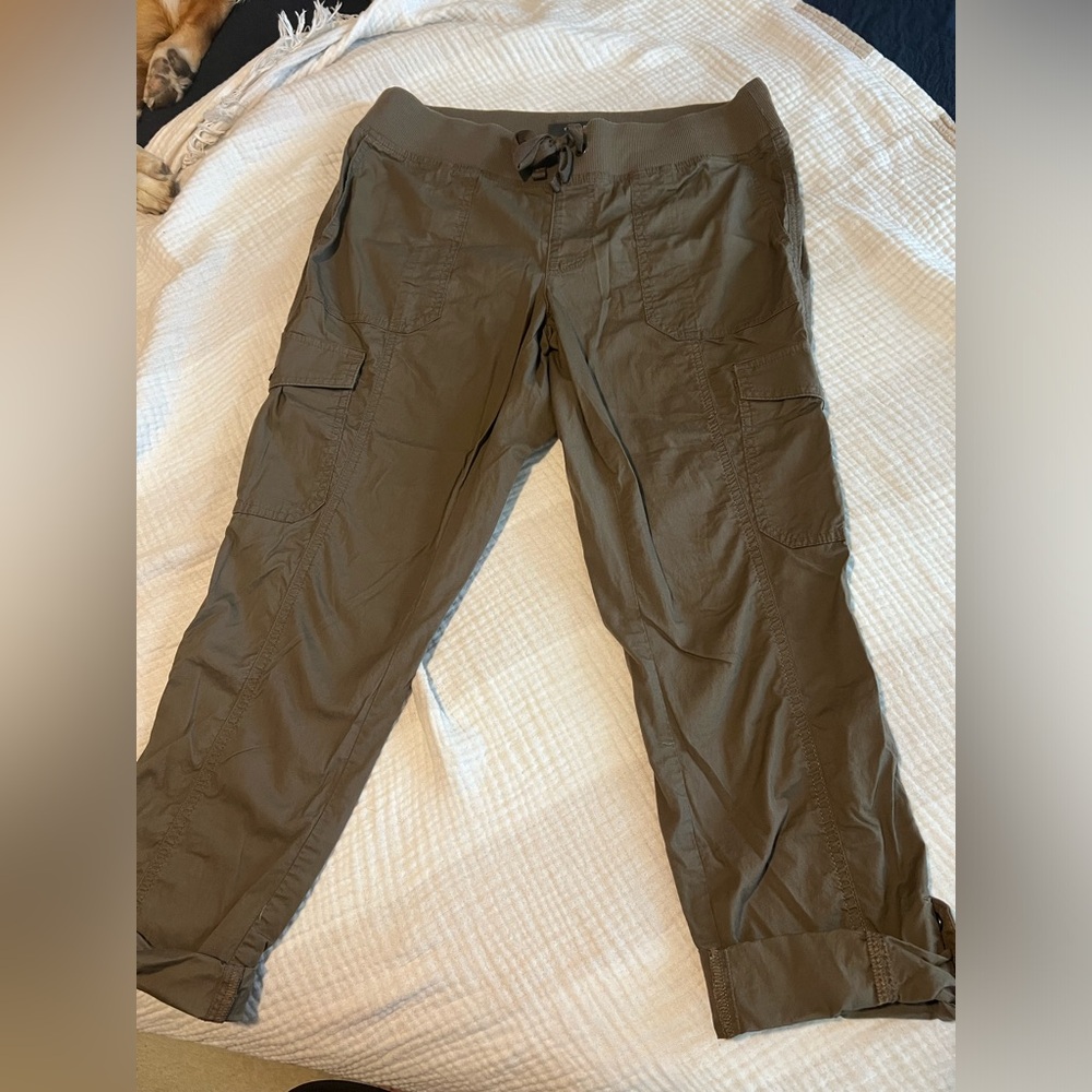 Capri length cargo pants
